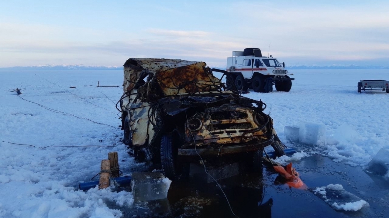 Со дна озера подняли пролежавший под водой боле...