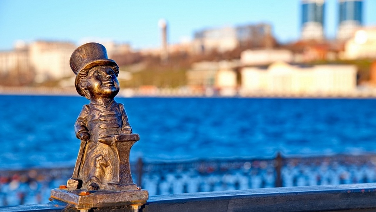 Ижевск обрел новых хранителей: стартовал проект «Прогулки с Ижиками» Столица Удмуртии обогатилась новым культурным о...