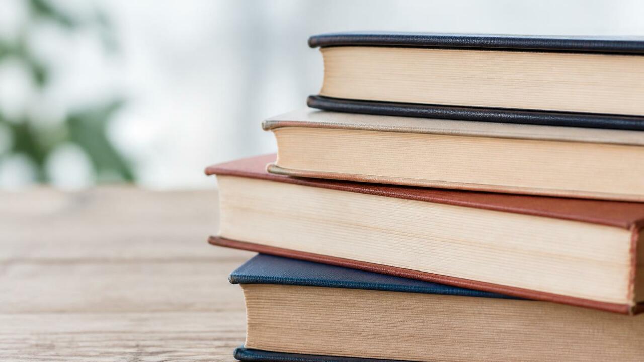 Около пяти тысяч выпускников: вузы Удмуртии подвели итоги 2026 года Вузы Удмуртии в 2026 году выпустили около пяти ...