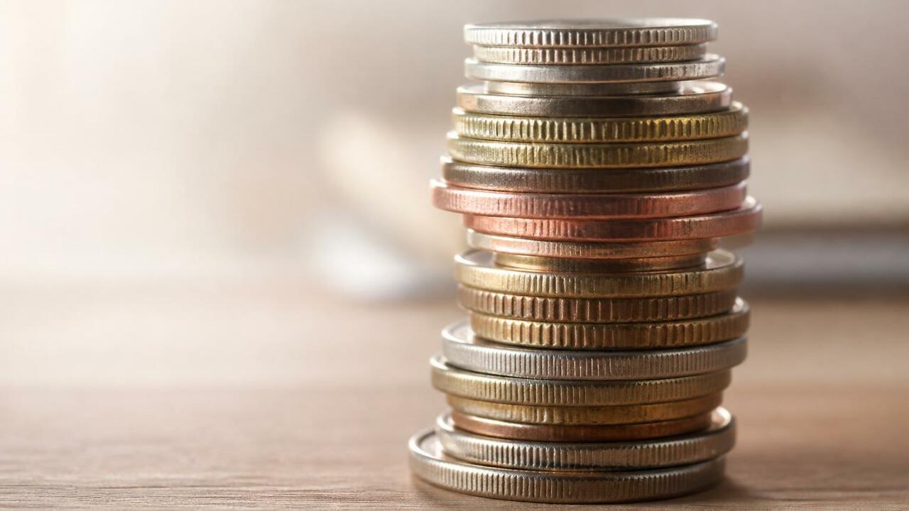 Глава Удмуртии Бречалов задекларировал 8,7 млн рублей дохода за 2025 год Глава Удмуртии Александр Бречалов задекларирова...