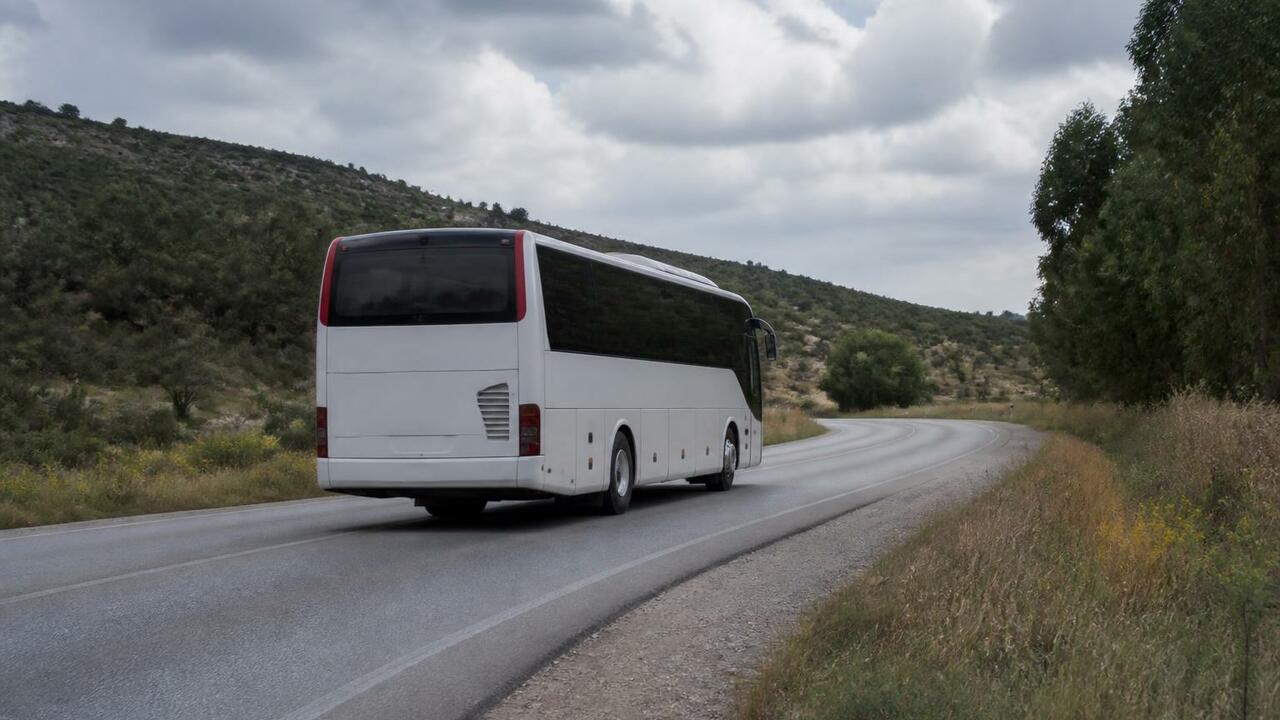 В Вавожском районе из-за нехватки бензина перев...