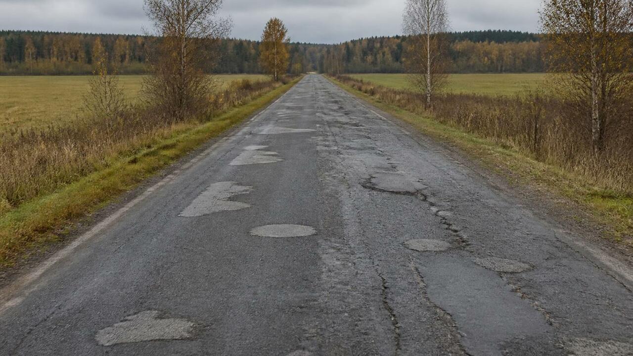 Удмуртия — 68-я в рейтинге регионов РФ по качеству дорог Удмуртия заняла 68-е место в рейтинге регионов ...