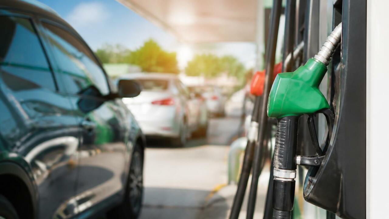 В Удмуртии суточные продажи бензина на 25% ниже...