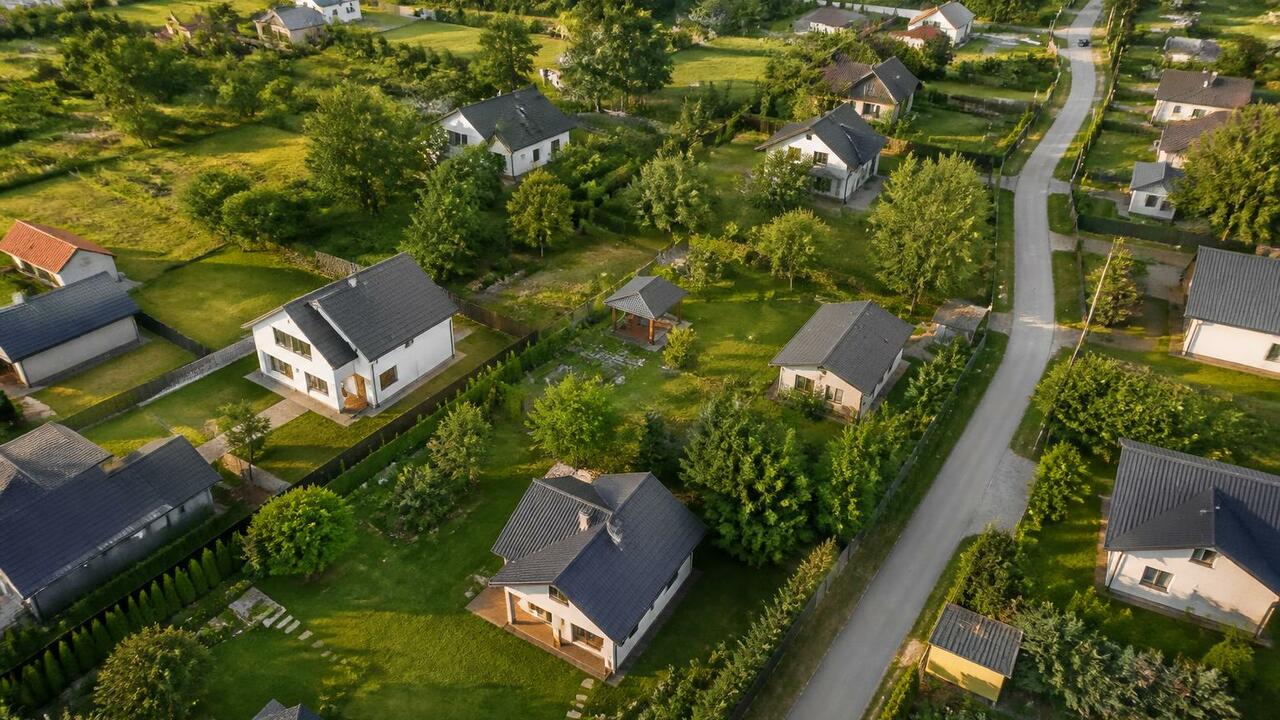 Дома в Удмуртии подорожали на 21% за год: данные «Циана» Средняя стоимость частного дома в Удмуртии за г...