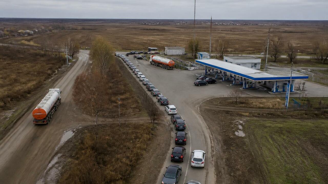 В Удмуртии сохраняются очереди на АЗС, особенно...