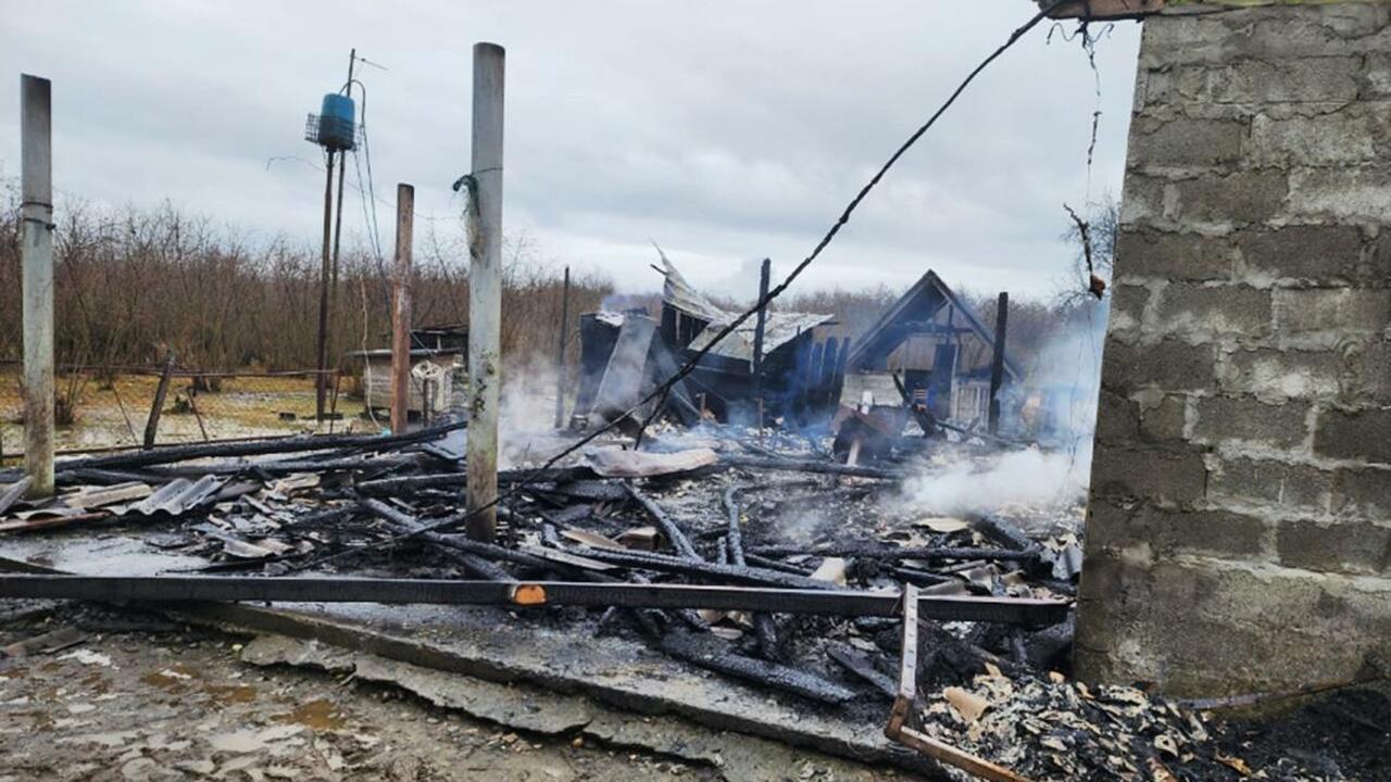 Трагическая ошибка: Пятеро детей заживо сгорели...