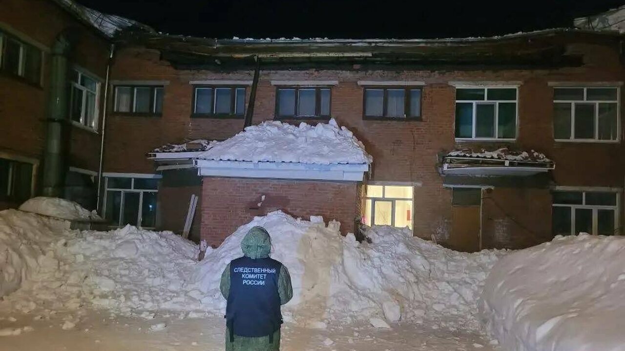 В Воткинске возбудили уголовное дело по факту повреждения крыши детсада В Воткинске начато уголовное расследование по ф...