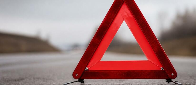 В Ижевске на улице Союзной электровелосипед сто...