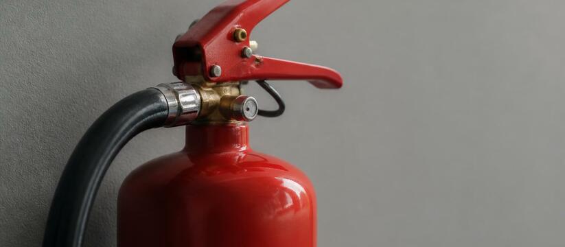 В Удмуртии запретили продавать бензин в канистр...