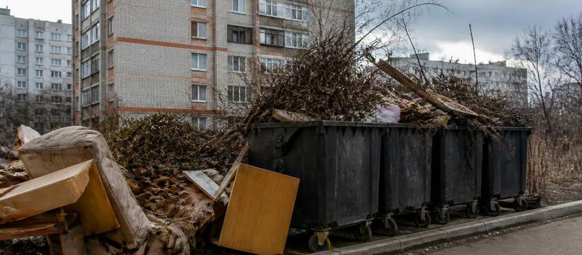 В Глазове после подтопления реки Сыга контейнер...