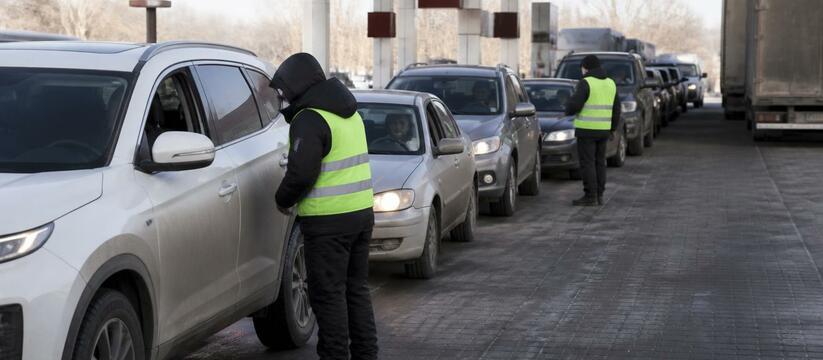 В Ижевске дружинники дежурят на АЗС и проверяют...