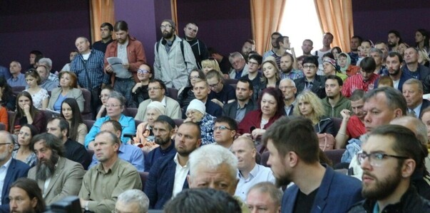 Ижевчане выступили против расширения ТЦ на Моло...