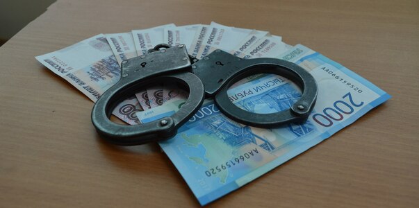 В Ижевске задержаны двое по делу о мошенничеств...