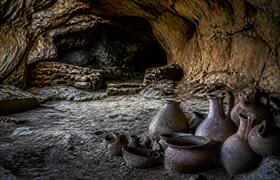 В пещере в Чьяпасе нашли 179 ритуальных артефак...
